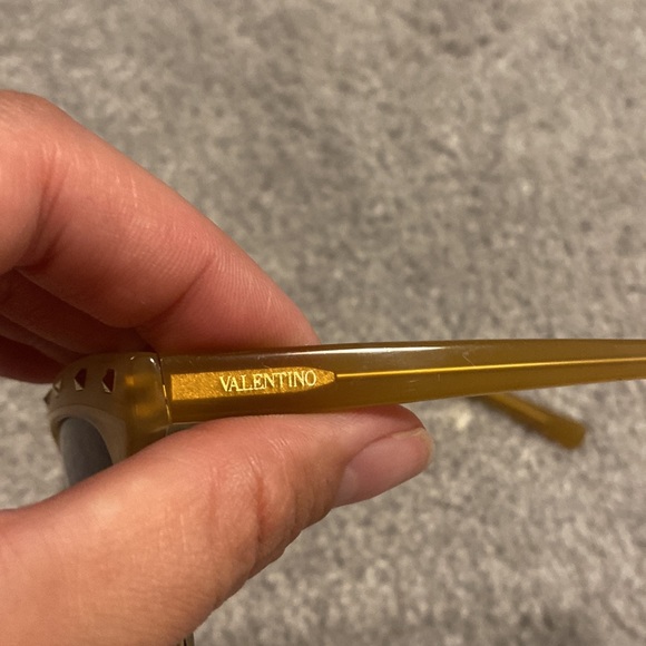 Valentino sunglasses - Picture 6 of 8